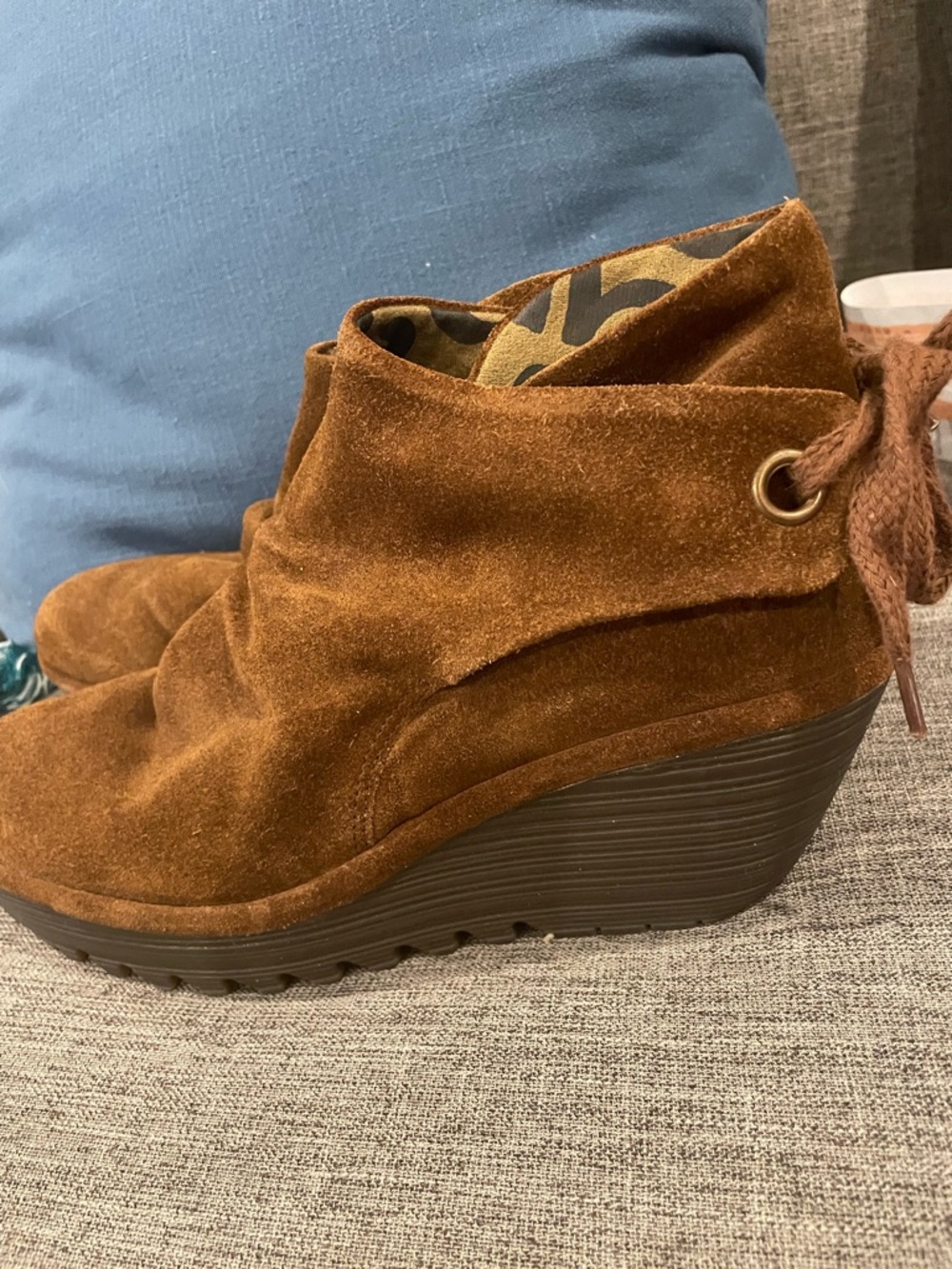 Fly London Yebi Brown Suede upper slouchy Wedge Ankle bootie Tie Back Women 40